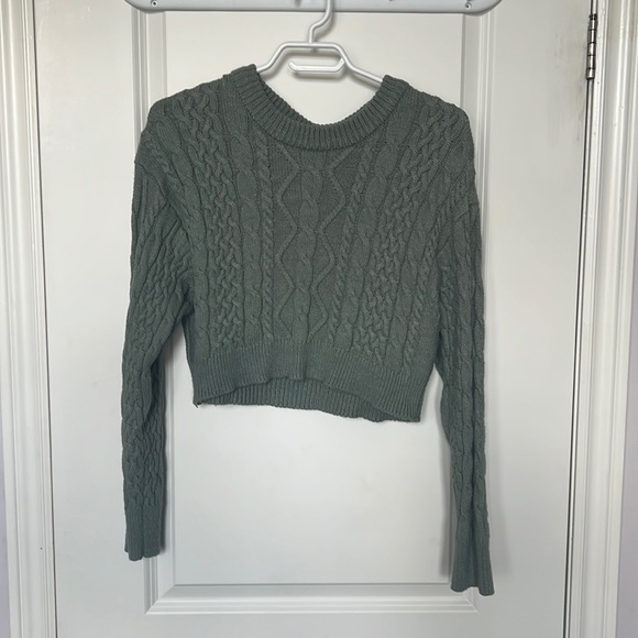 Garage Sweaters - GARAGE crew neck cable-knit sweater